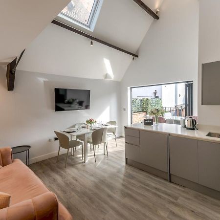 Pass The Keys Dahlia Contemporary Town Centre Apartment Shrewsbury Exteriér fotografie